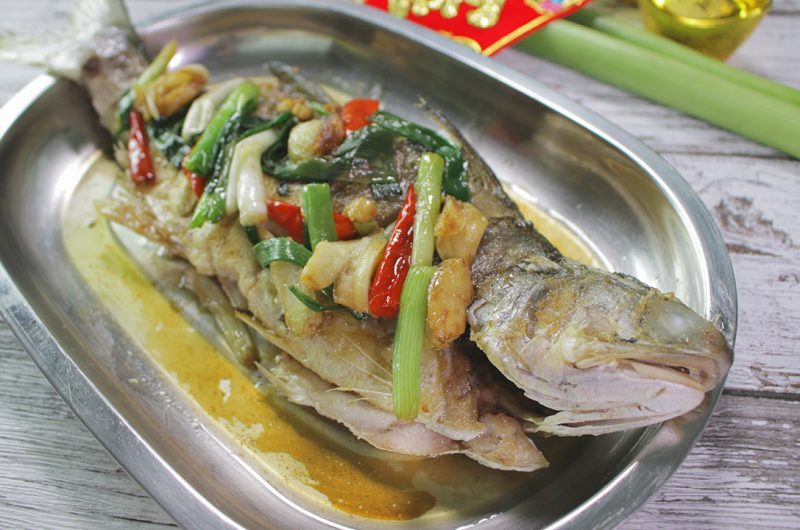 Fried Threadfin (Ma Yau) 煎马友鱼
