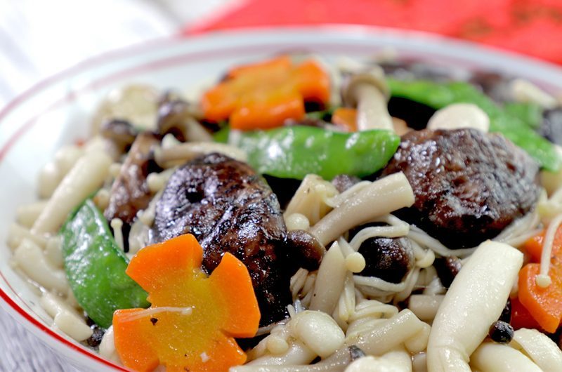 Stir-Fried Mixed Mushrooms (Vegetarian) 炒鲜生杂菇