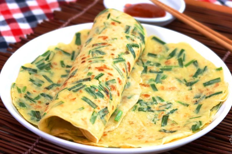 Chive Pancake with Dried Shrimp  虾米韭菜煎饼