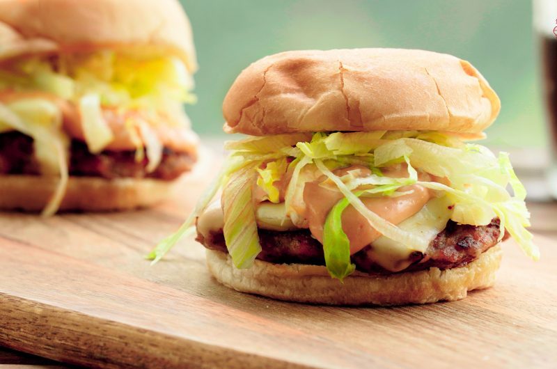 Homemade Pork Burger 猪肉汉堡包
