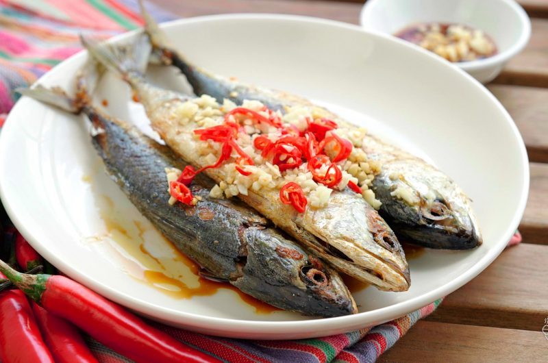 Fried Marinated Fish 煎自制熟鱼