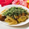 芫荽姜茸白斩鸡 Poached Chicken with Coriander Ginger Sauce